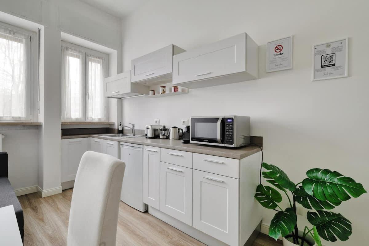 Oasis Suite - Subway 50 Meters Just 5 Minutes From Duomo Milano Eksteriør bilde