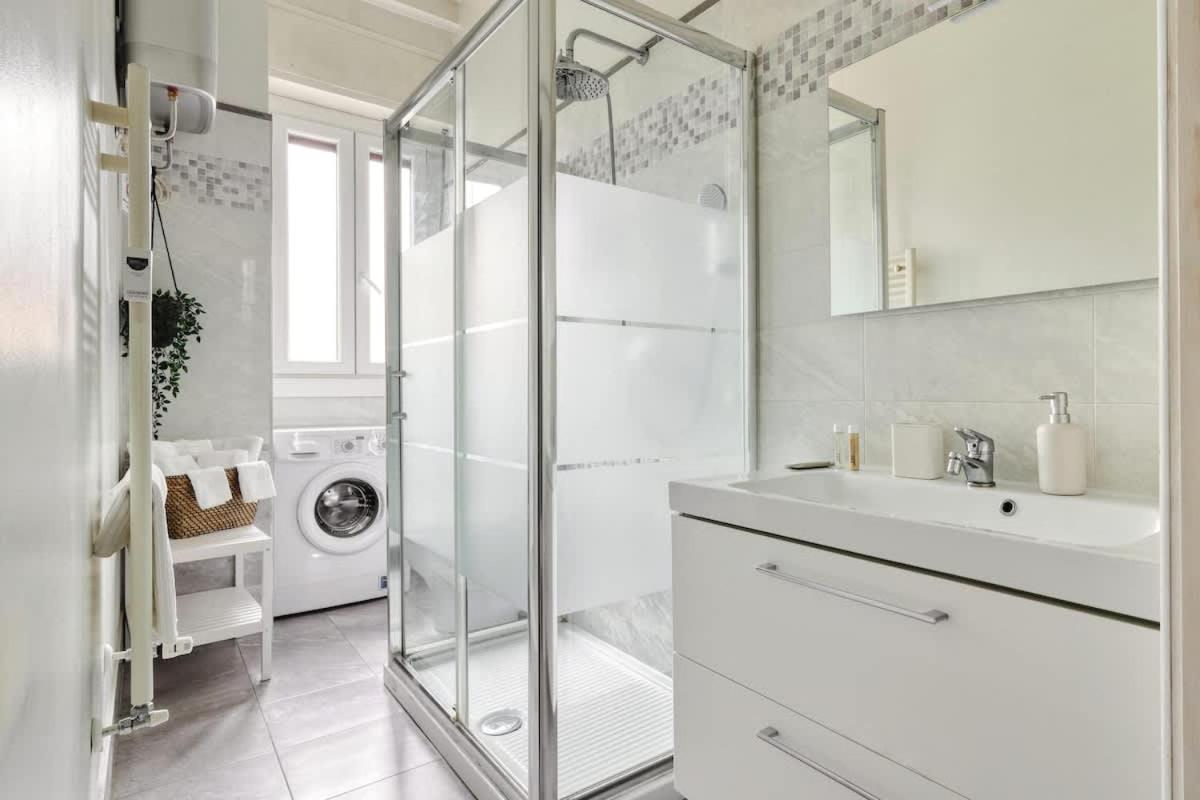 Oasis Suite - Subway 50 Meters Just 5 Minutes From Duomo Milano Eksteriør bilde
