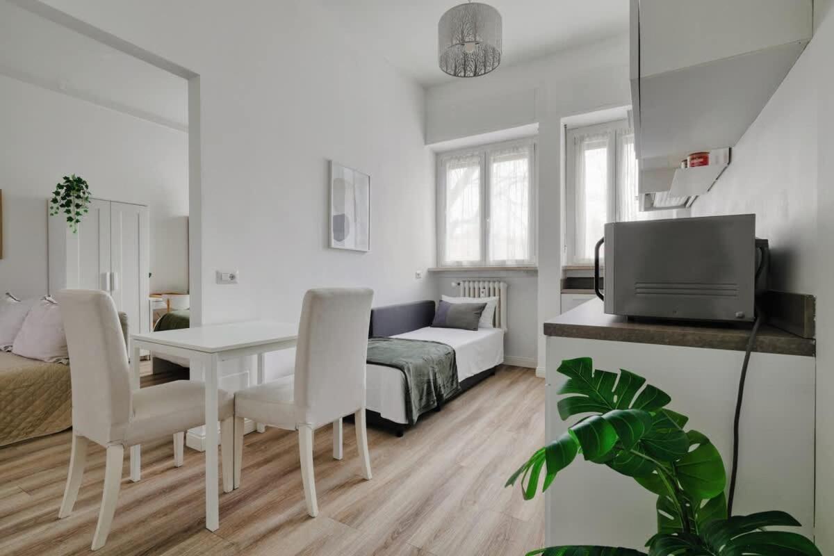 Oasis Suite - Subway 50 Meters Just 5 Minutes From Duomo Milano Eksteriør bilde